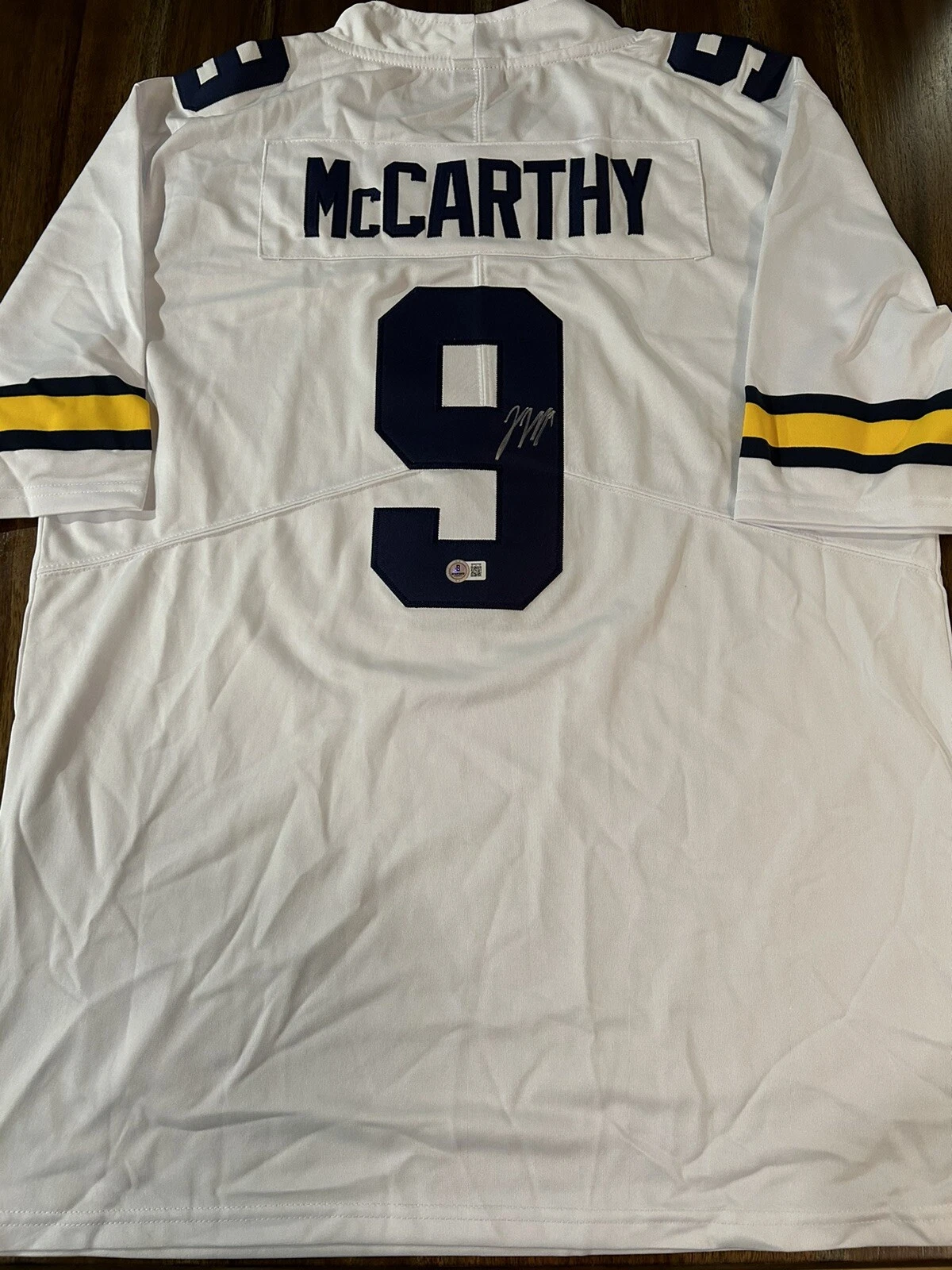 ‘JJ MCCARTHY’ MICHIGAN WOLVERINES SIGNED JERSEY BECKETT BSA RARE MN VIKINGS COLLECTIBLE MEMORABILIA