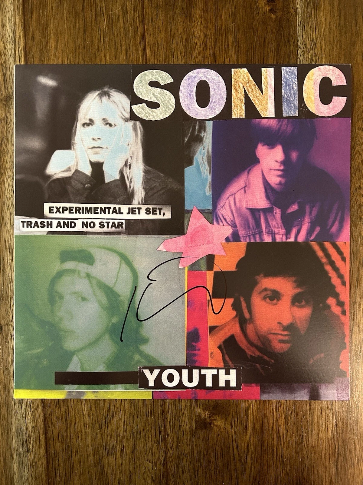 Kim Gordon ‘Sonic Youth’ Signed Vinyl Album ‘Experimental Jet Set’ Beckett