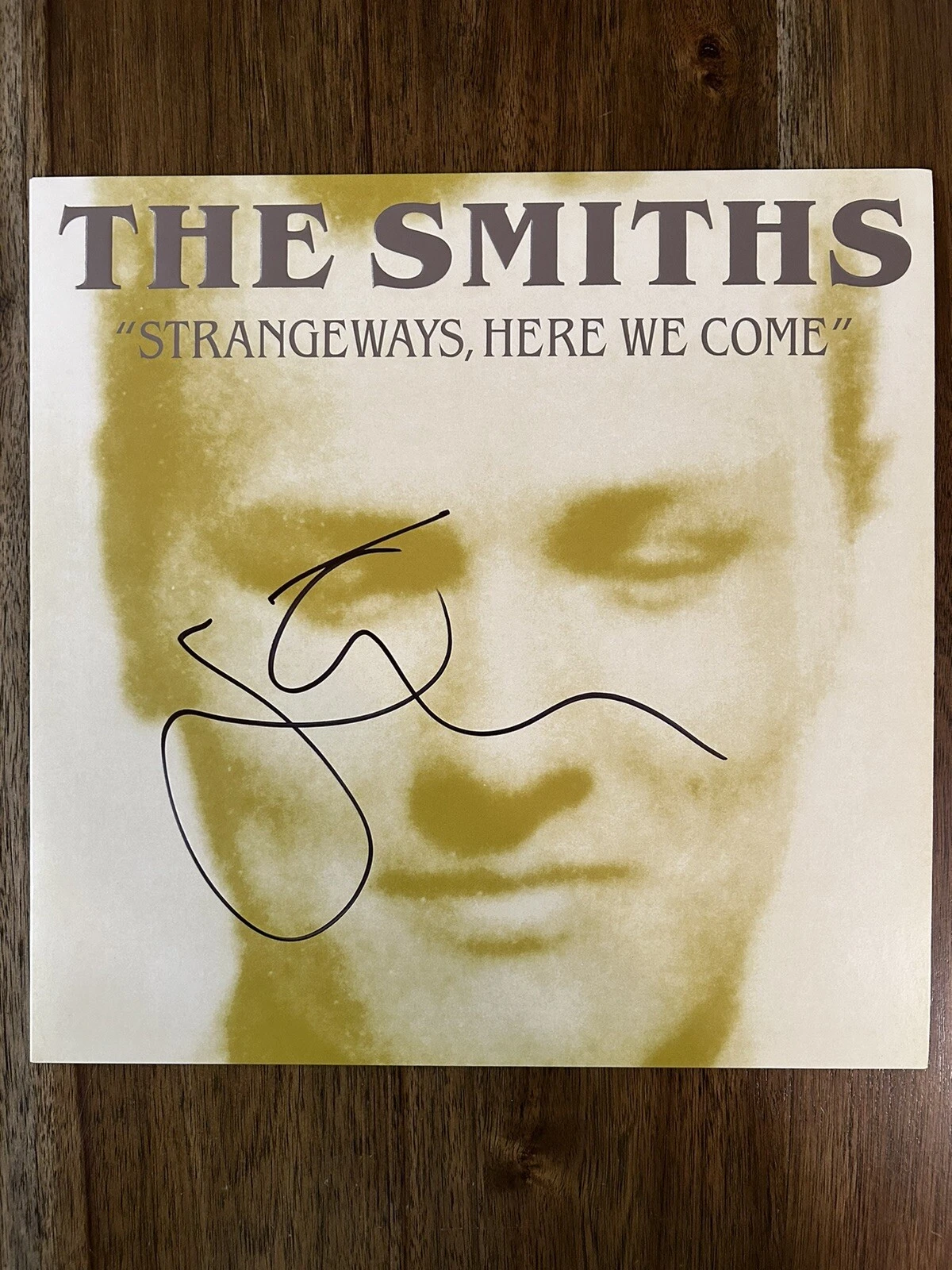 Johnny Marr ‘The Smiths’ Signed Vinyl Album ‘Strangeways, Here We Come’ Beckett