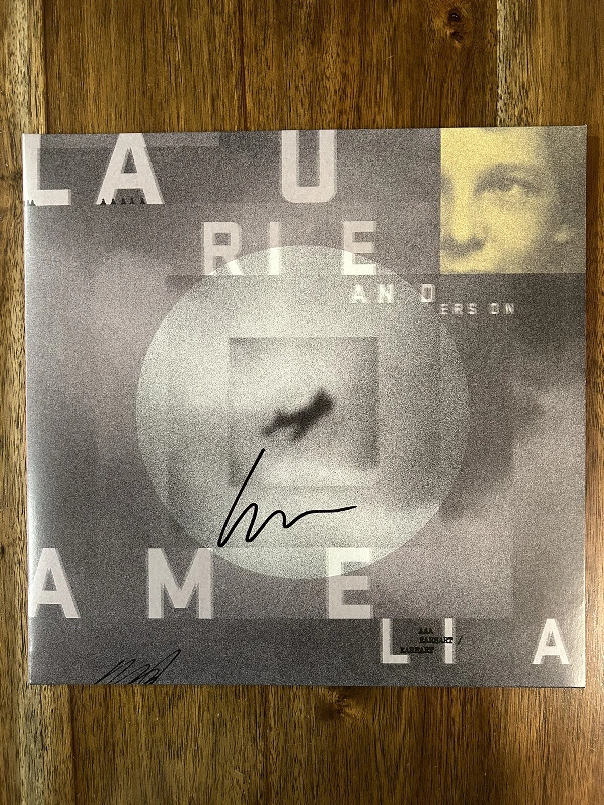 ‘Laurie Anderson’ Signed Vinyl Album ‘Amelia’ Beckett Certified RARE