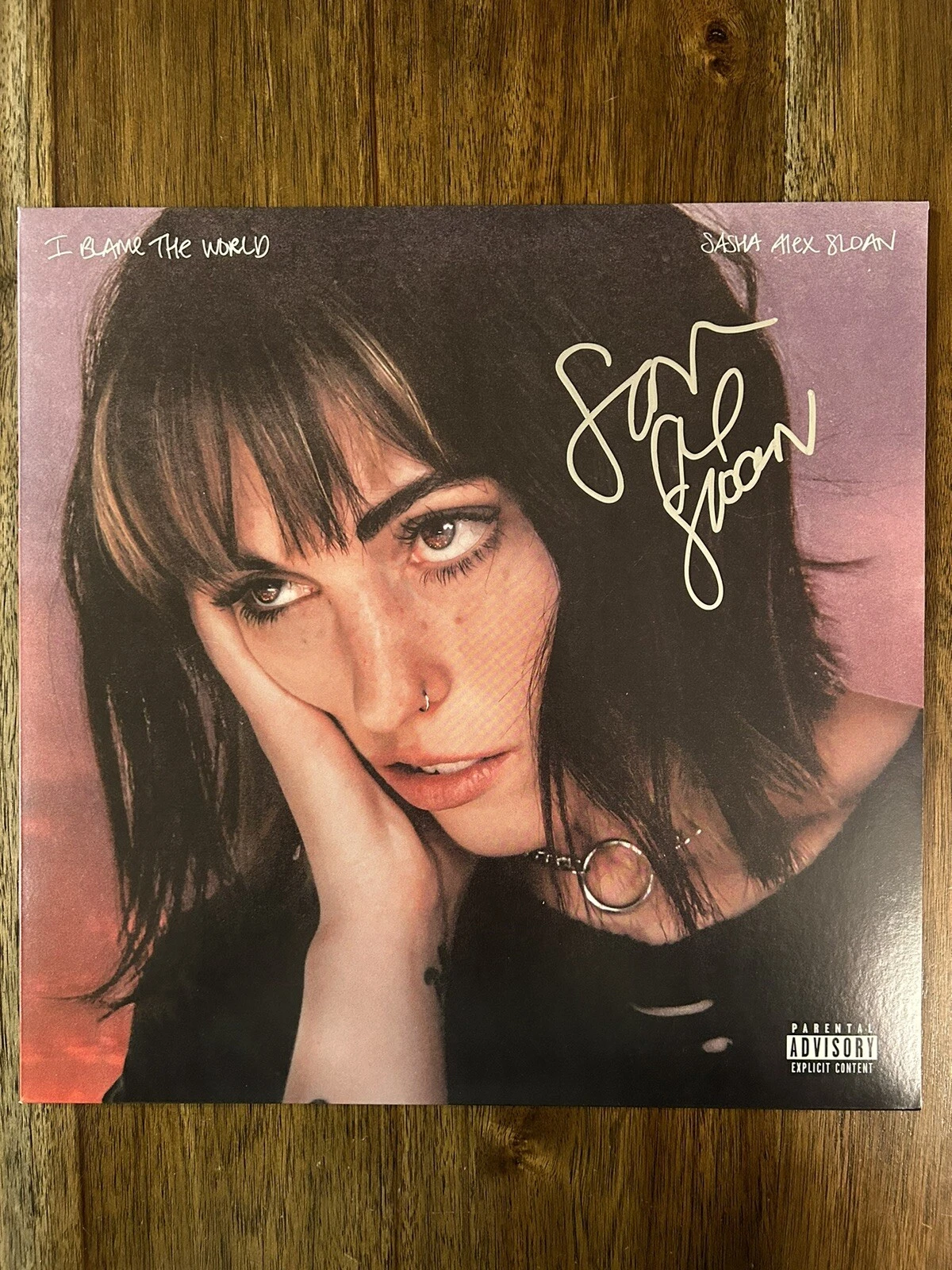 ‘Sasha Alex Sloan’ Signed Vinyl Album ‘I Blame The World’ Pop Singer Beckett