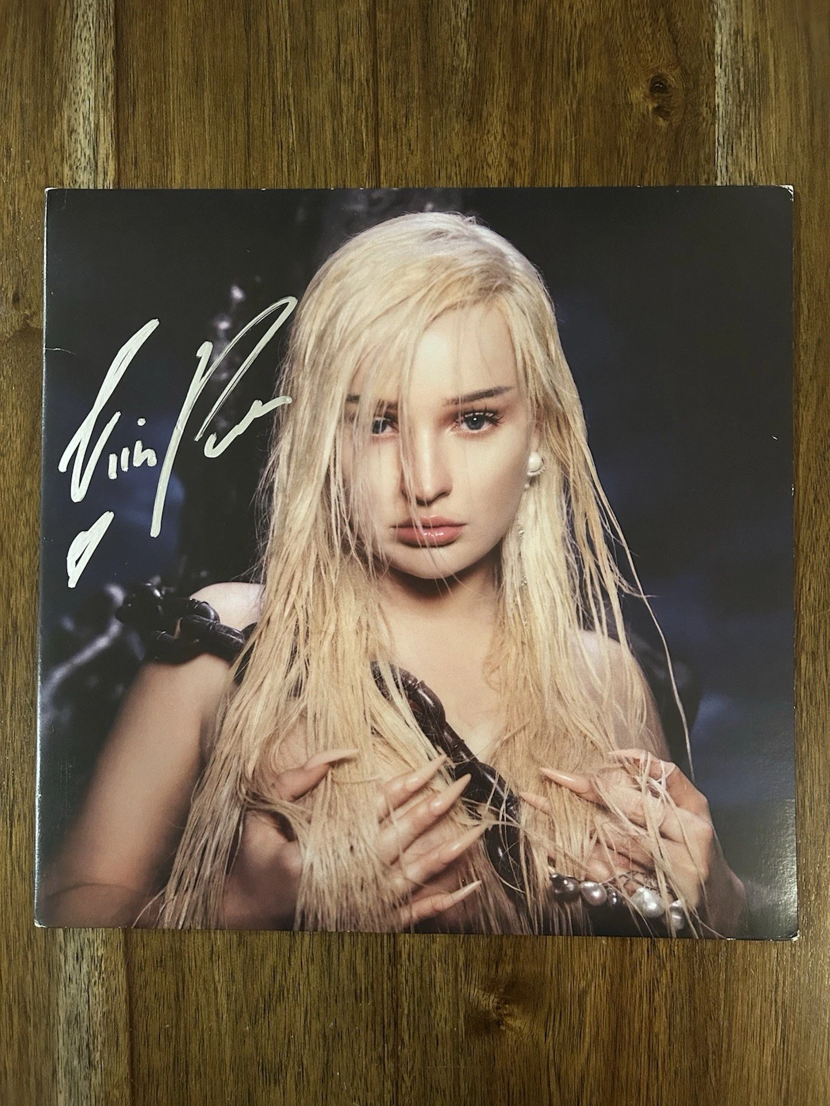 Kim Petras ‘Feed The Beast’ Signed Vinyl Album Beckett Certified