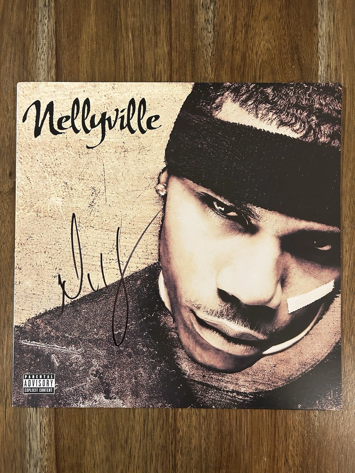 ‘Nelly’ Signed Vinyl Album ‘Nellyville’ Beckett Certified