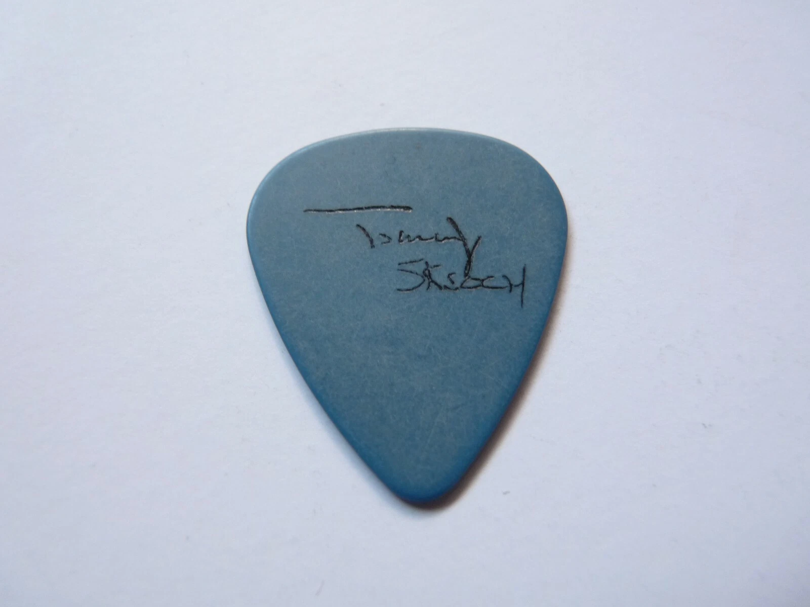 TELSA BAND BLACK ON BLUE TOMMY SKEOTCH TOUR ISSUED GUITAR PICK RARE COLLECTIBLE MEMORABILIA