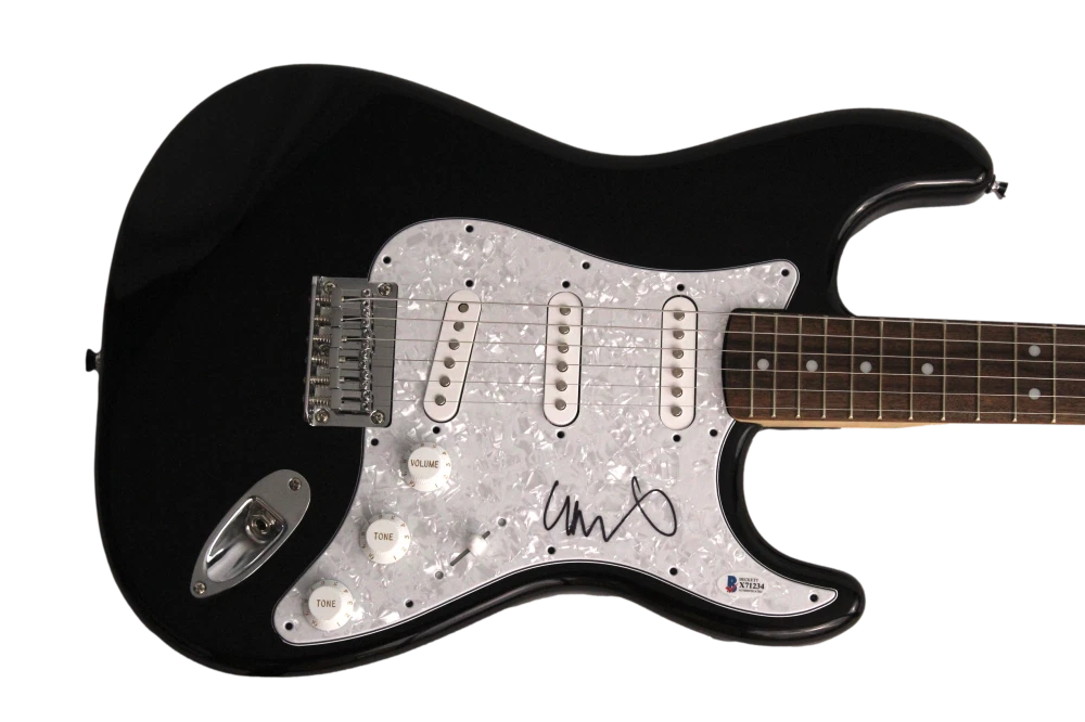CHRIS MARTIN SIGNED AUTOGRAPH FULL SIZE B FENDER ELECTRIC GUITAR - COLDPLAY BAS