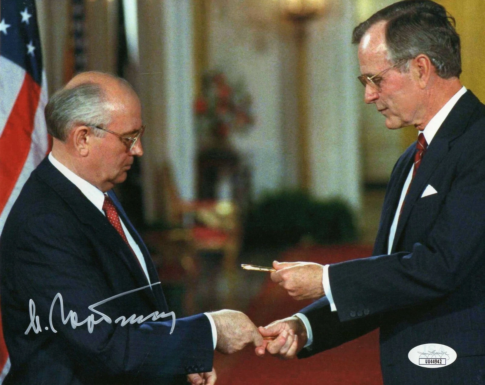 MIKHAIL GORBACHEV SIGNED AUTOGRAPH 8X10 PHOTO W/ PRESIDENT GEORGE H W BUSH JSA
