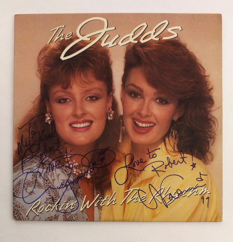 NAOMI JUDD & WYNONNA JUDD SIGNED AUTOGRAPH ALBUM VINYL RECORD - THE JUDDS W/ JSA