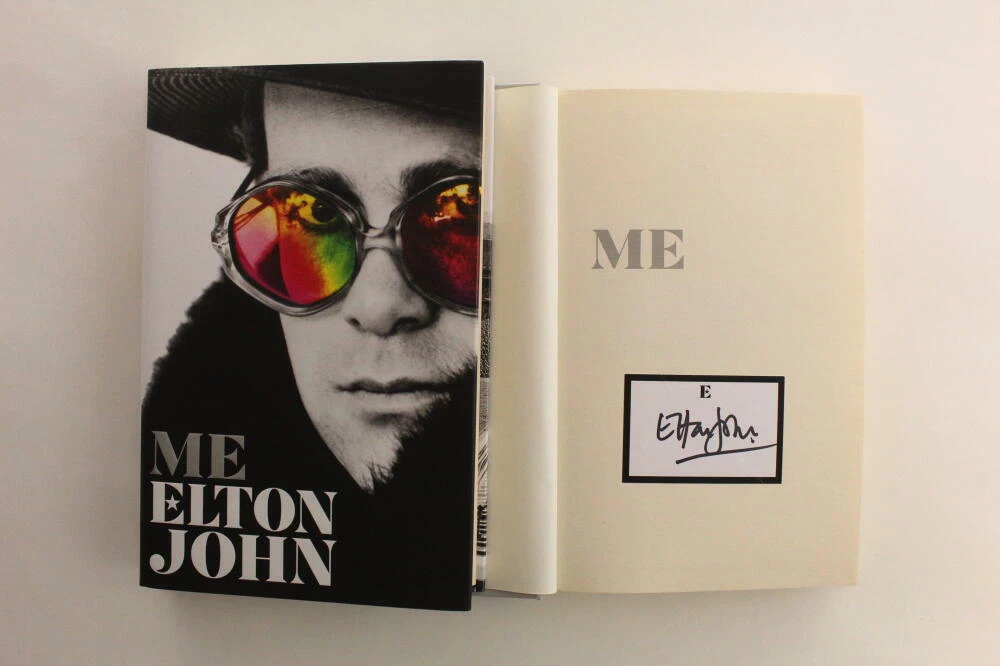 ELTON JOHN SIGNED AUTOGRAPH ME BOOK - GOODBYE YELLOW BRICK ROAD, CARIBOU, RARE!