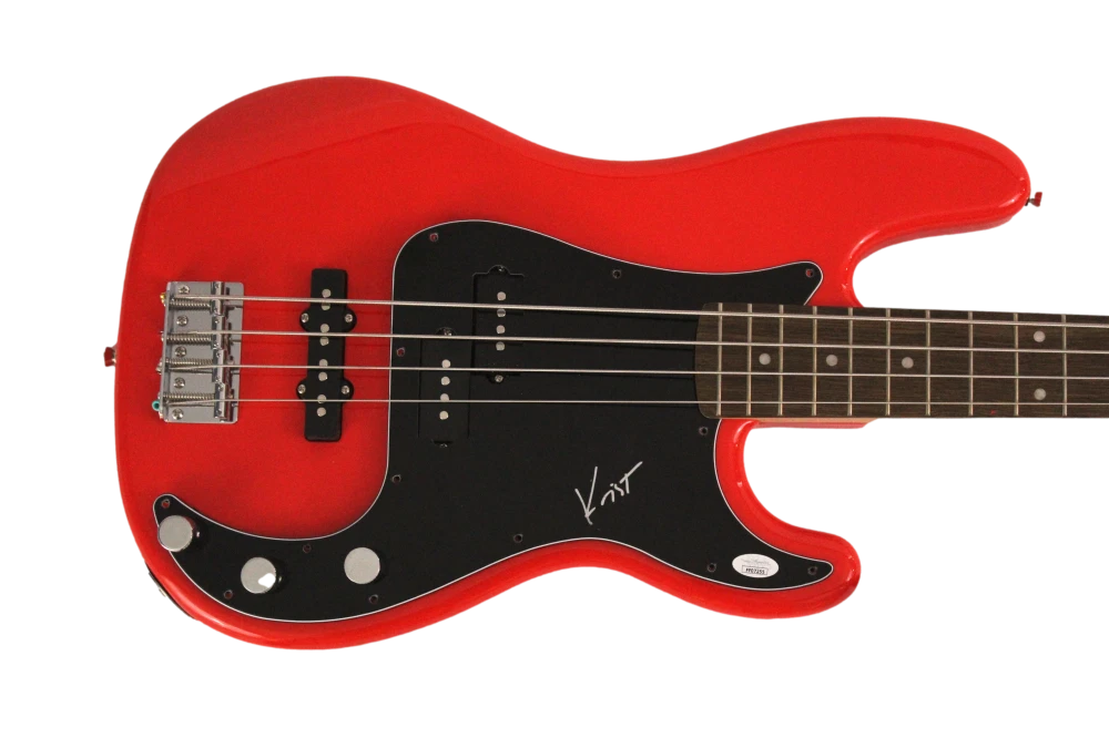 KRIST NOVOSELIC SIGNED AUTOGRAPH FENDER ELECTRIC BASS GUITAR NIRVANA W/ JSA COA