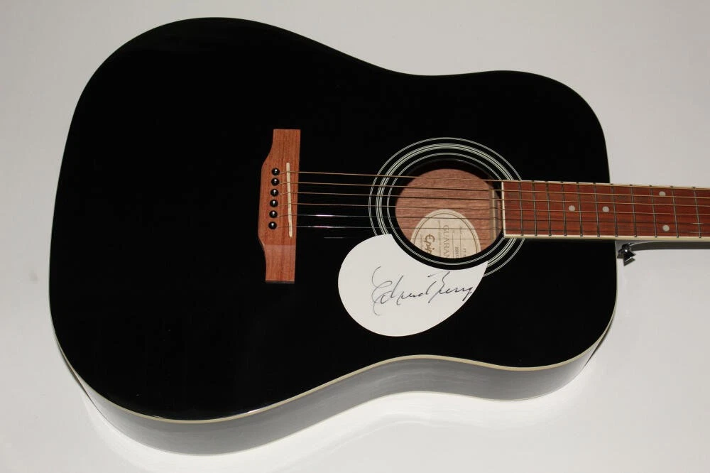 CHUCK BERRY SIGNED AUTOGRAPH GIBSON EPIPHONE ACOUSTIC GUITAR - ROCK N ROLL JSA