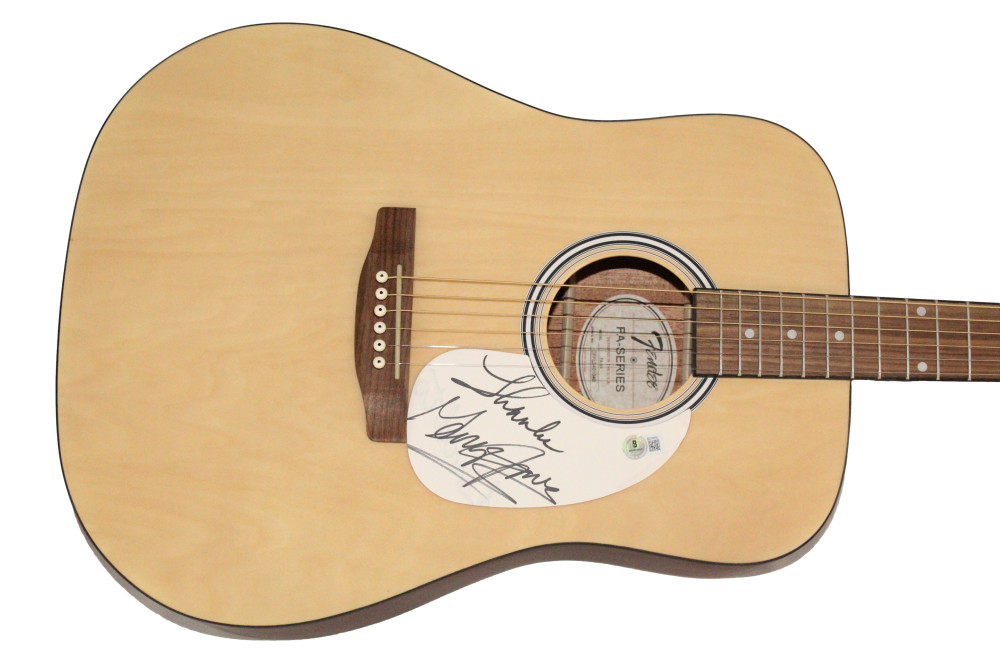 George Jones Signed Autograph Full Size Fender Acoustic Guitar w/ Beckett COA