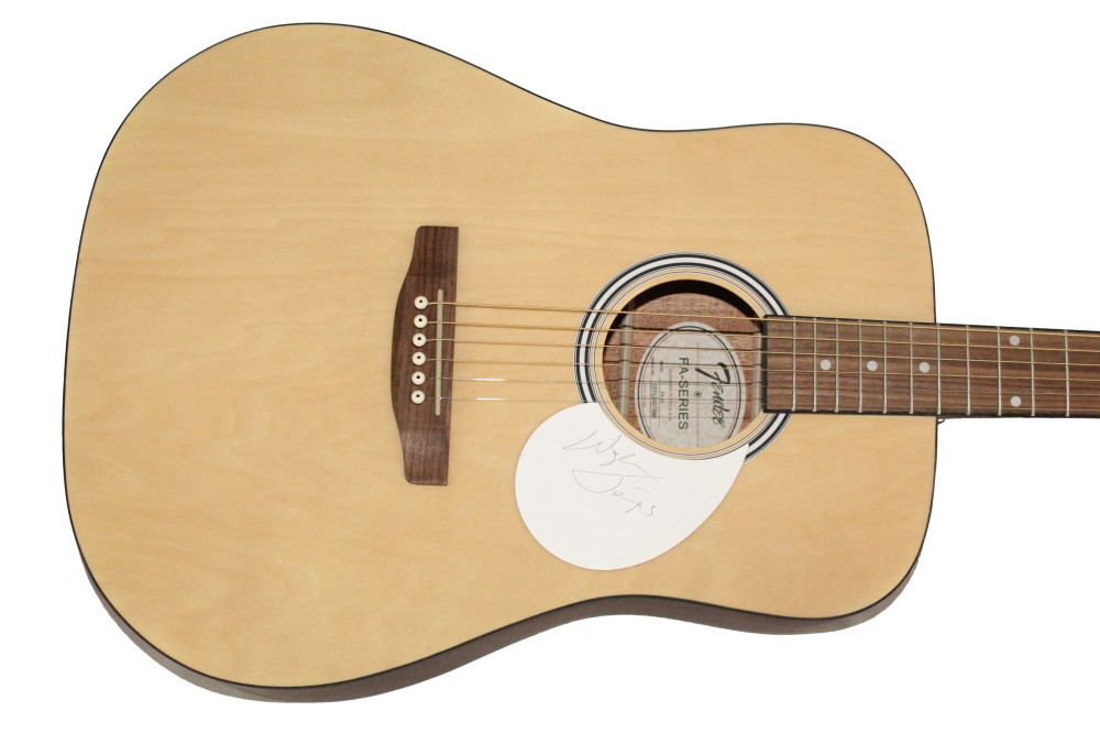 Waylon Jennings Signed Autograph Full Size Fender Acoustic Guitar w/ Beckett COA