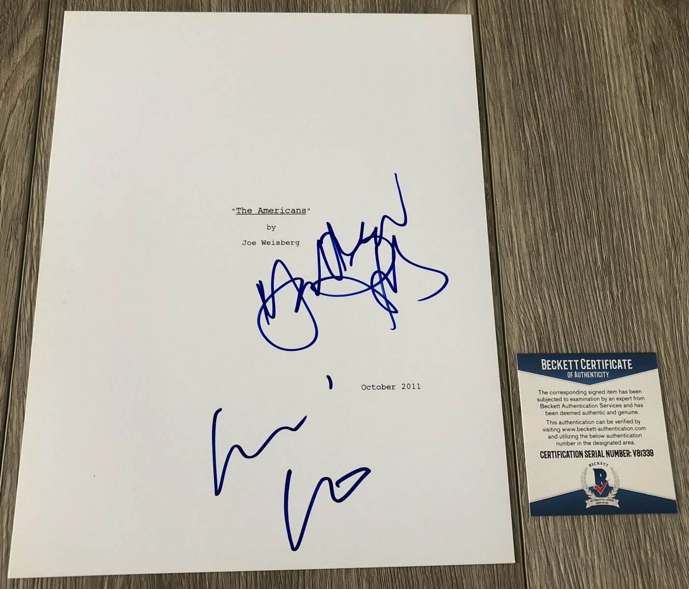 KERI RUSSELL & MATTHEW RHYS SIGNED THE AMERICANS SCRIPT w/PROOF BECKETT BAS COA