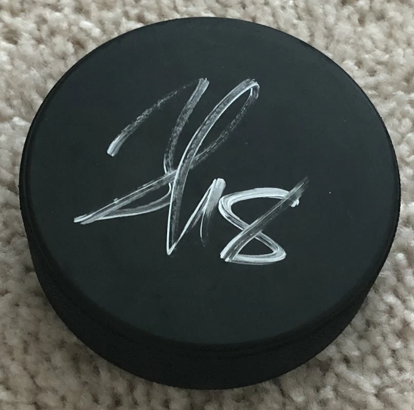 JAMES NEAL CALGARY FLAMES PREDATORS PENGUINS SIGNED AUTOGRAPH PUCK C w/PROOF