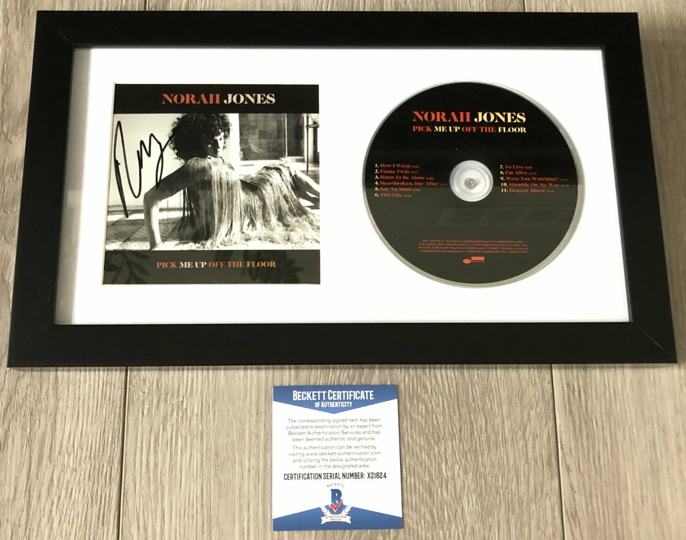 NORAH JONES SIGNED PICK ME UP OFF THE FLOOR FRAMED & MATTED CD & BECKETT BAS COA