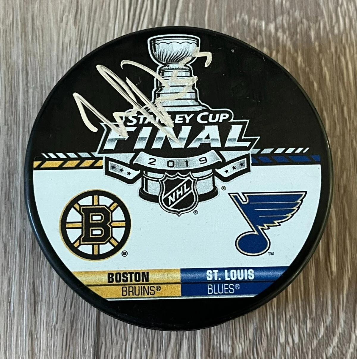 NOEL ACCIARI SIGNED AUTOGRAPH BOSTON BRUINS OFFICIAL 2019 STANLEY CUP PUCK