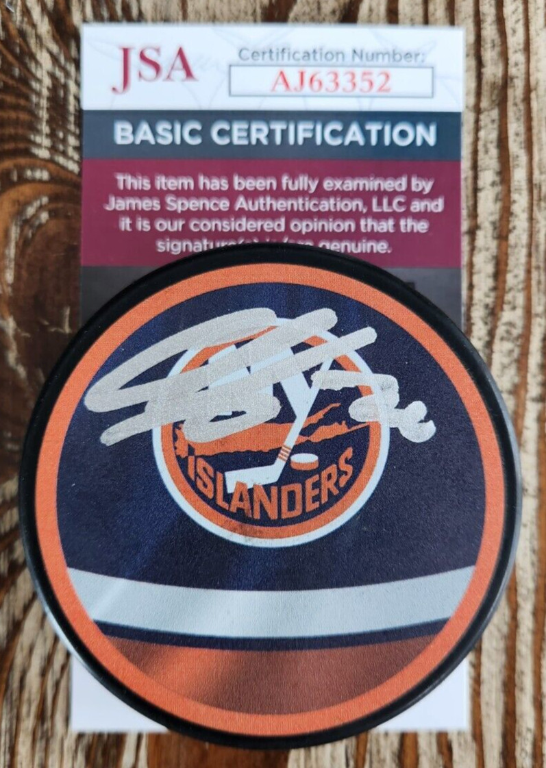 Ilya Sorokin Signed Reverse Retro Puck w/ JSA COA #AJ63352 New York Islanders