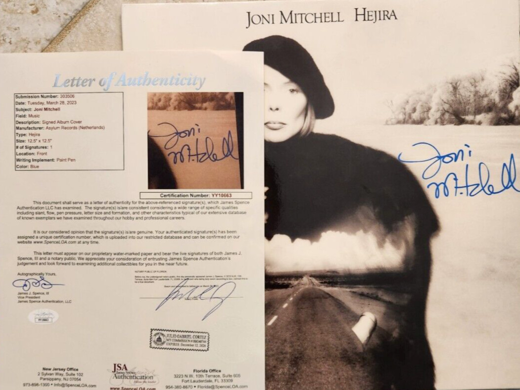 Joni Mitchell Signed Hejira Album w/ JSA LOA #YY10663 Vinyl