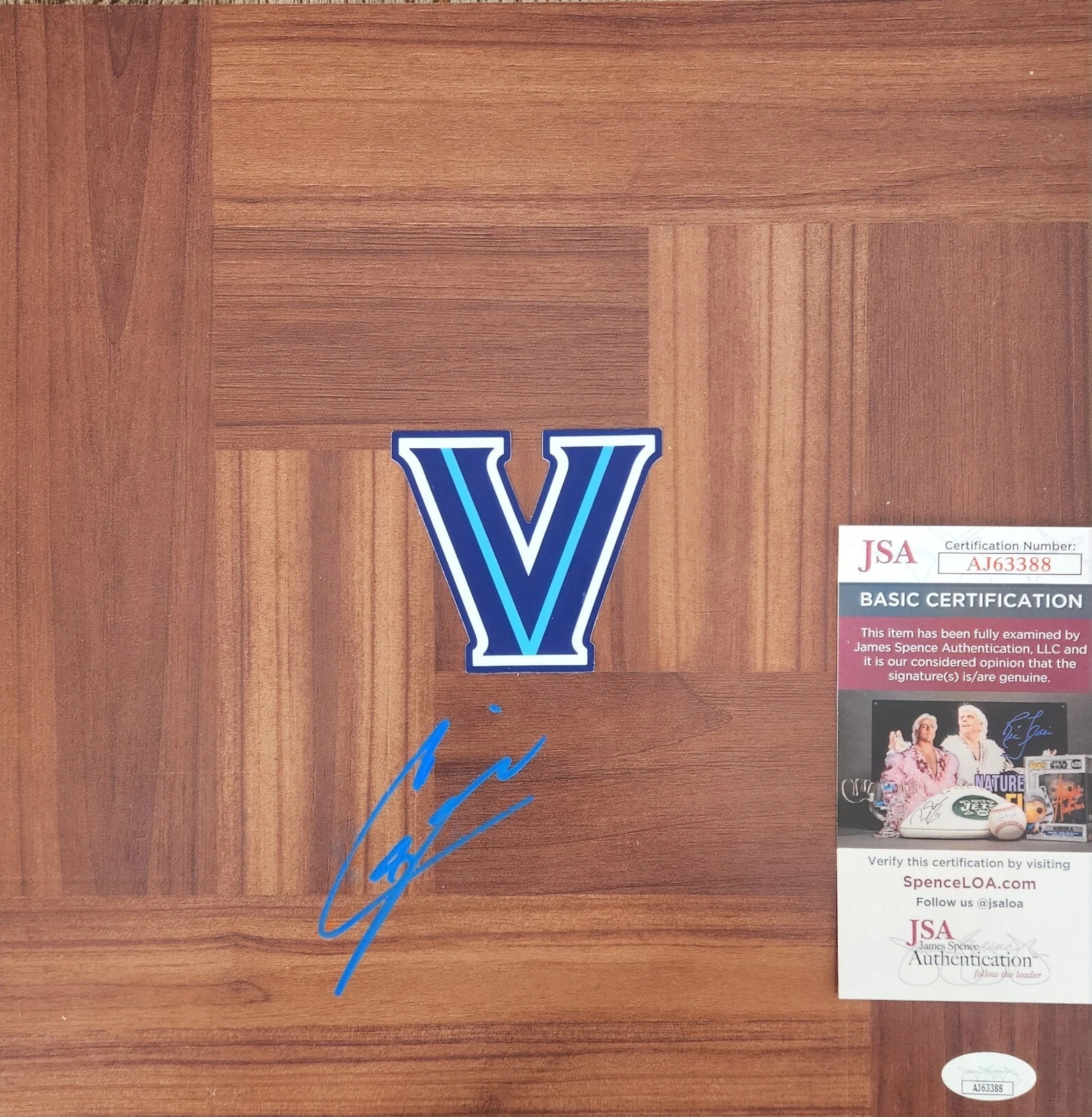 Collin Gillespie Signed Floorboard w/ JSA COA #AJ63388 Villanova Wildcats