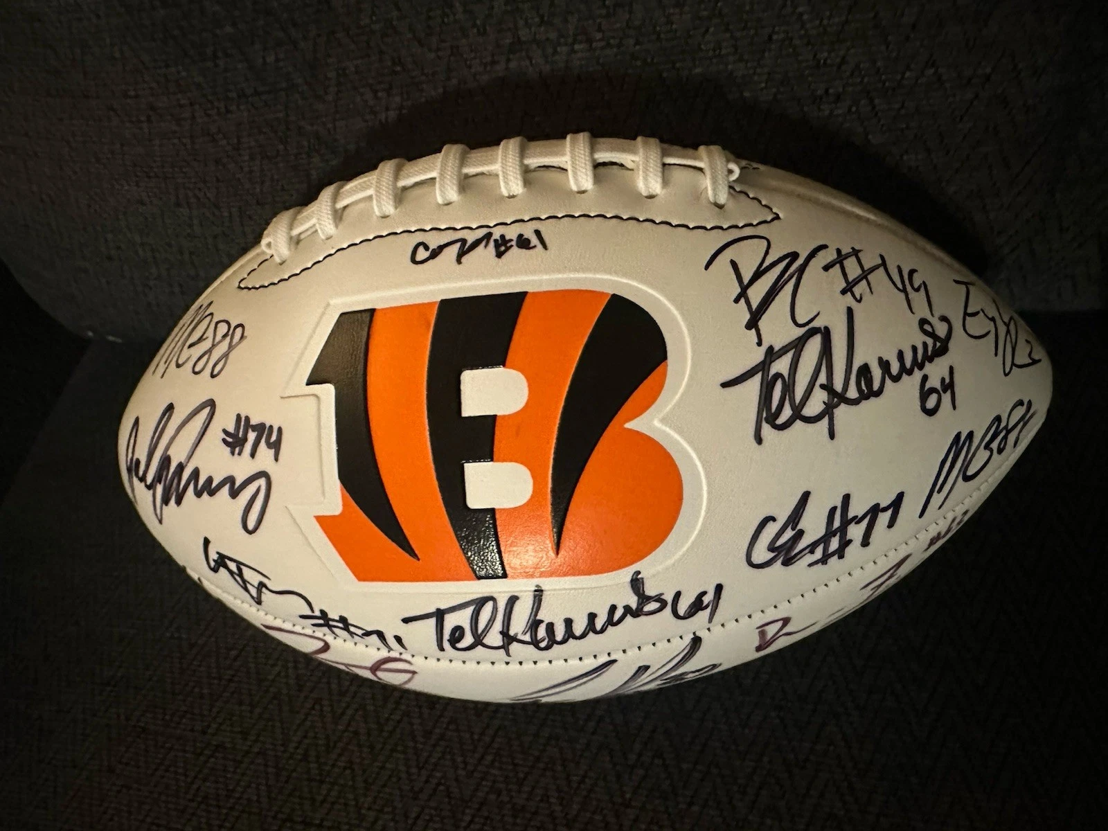 2025 Cincinnati Bengals Team Signed Football Trey Hendrickson Gesicki Karras +25