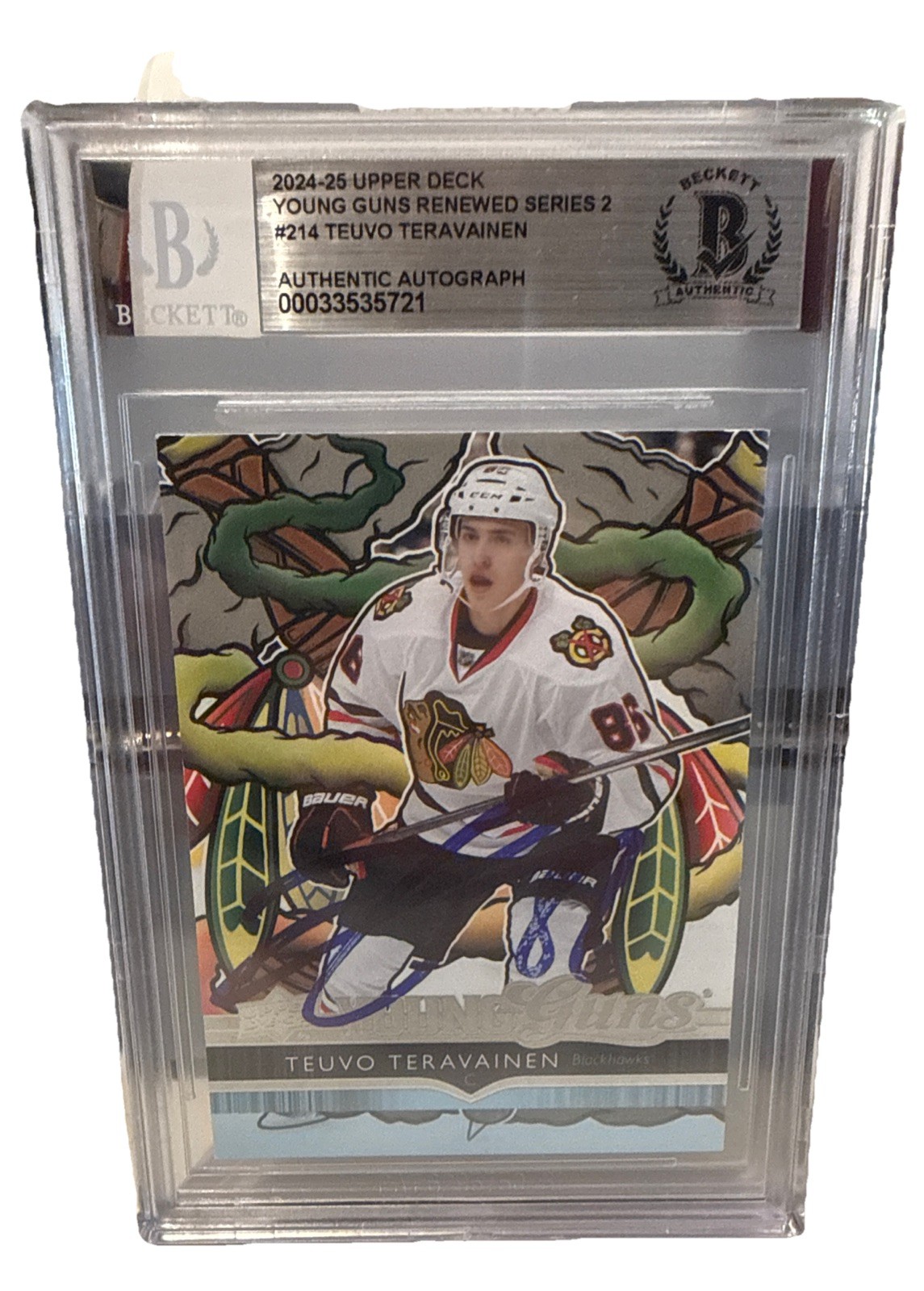 Teuvo Teravainen signed Chicago Blackhawks UD Young Guns #214 card RC Beckett