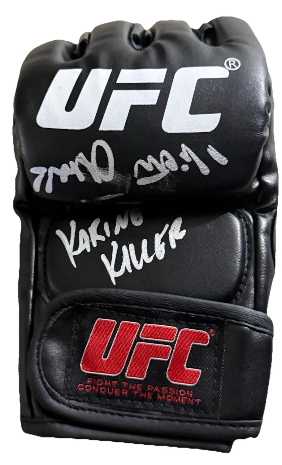 KARINE SILVA signed (UFC) MMA autographed Fighting glove BECKETT BAS BT56351
