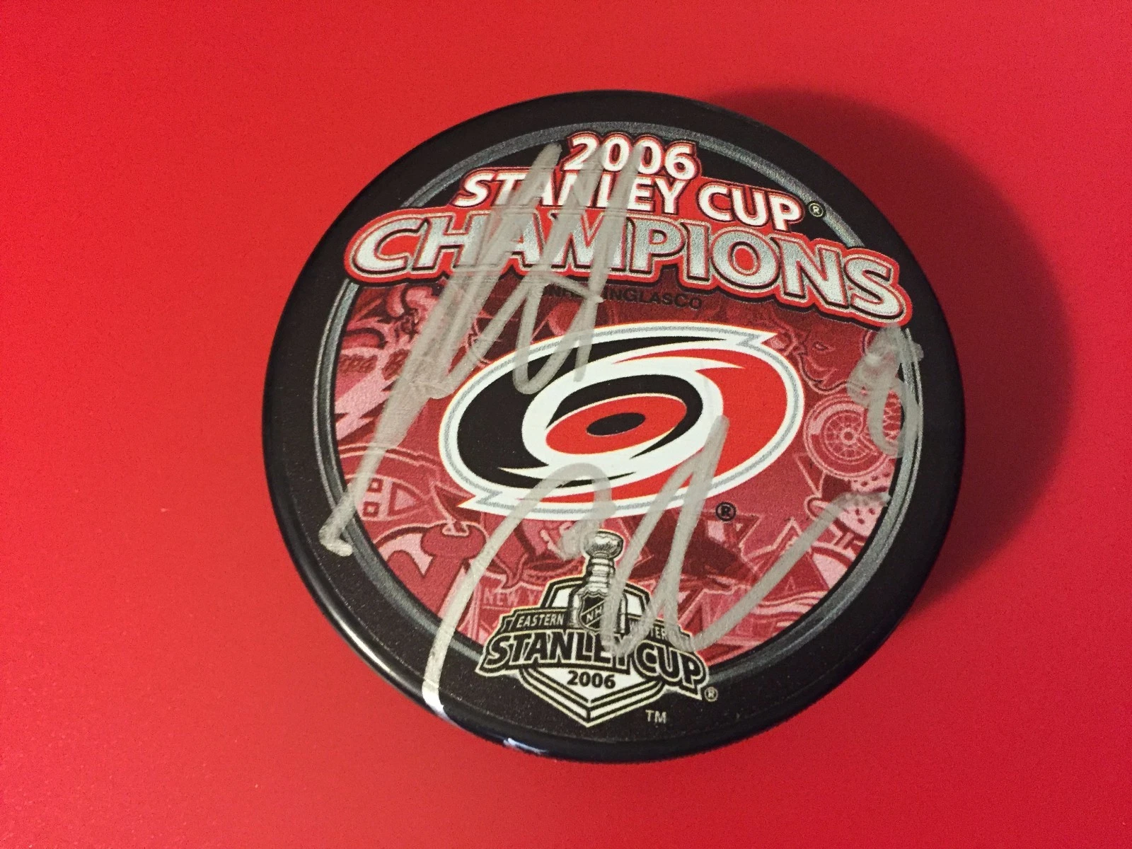 Matt Cullen Hurricanes 2006 Stanley Cup Champions Signed Auto Puck