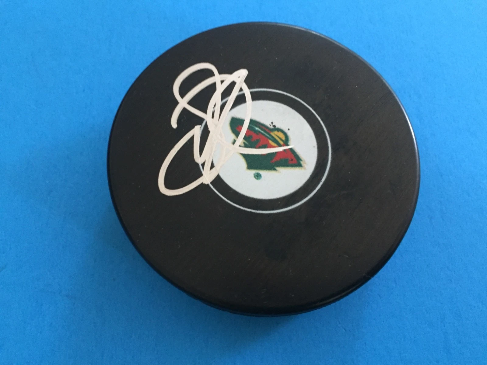 Devan Dubnyk Minnesota Wild Signed Auto Puck Cube
