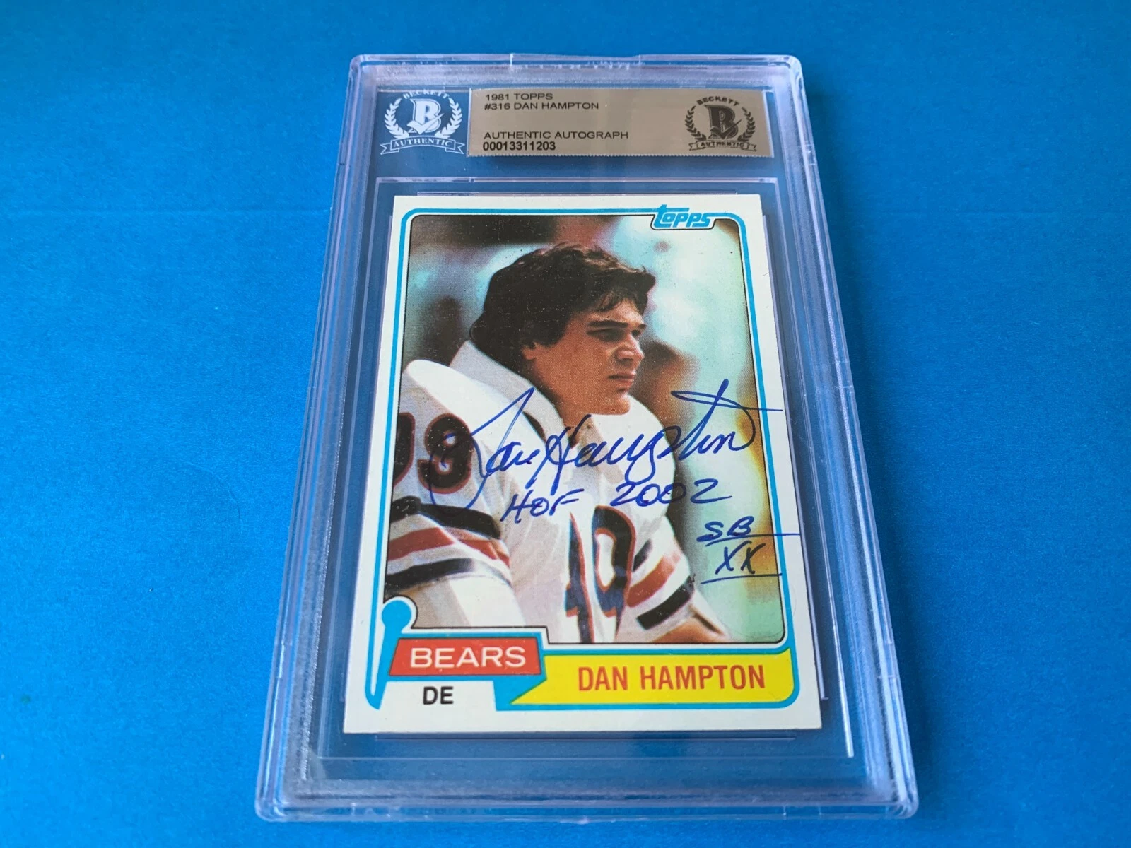 Dan Hampton Bears HOF 1981 Topps Rookie Card Signed Auto Beckett BAS Slabbed
