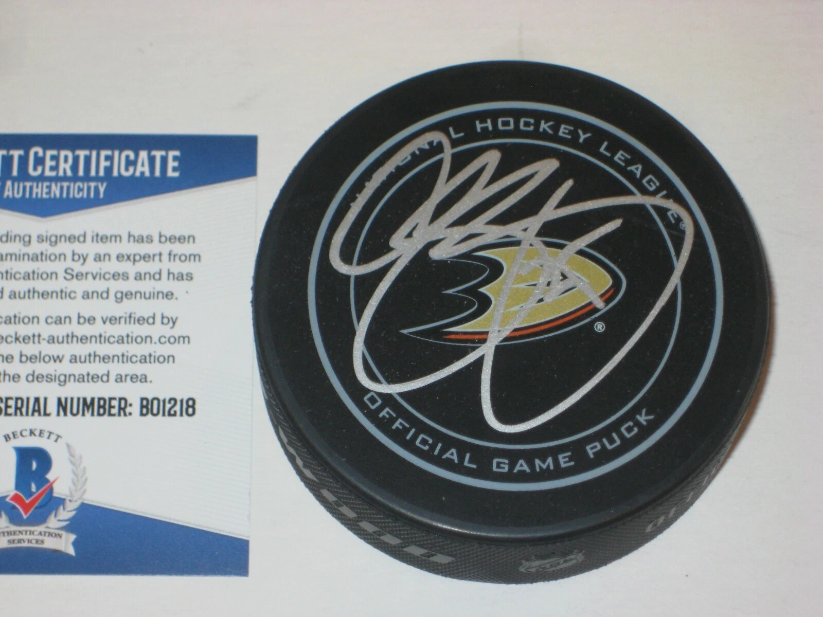 CHRIS PRONGER Signed Anaheim DUCKS Official GAME Puck w/ Beckett COA (BAS)