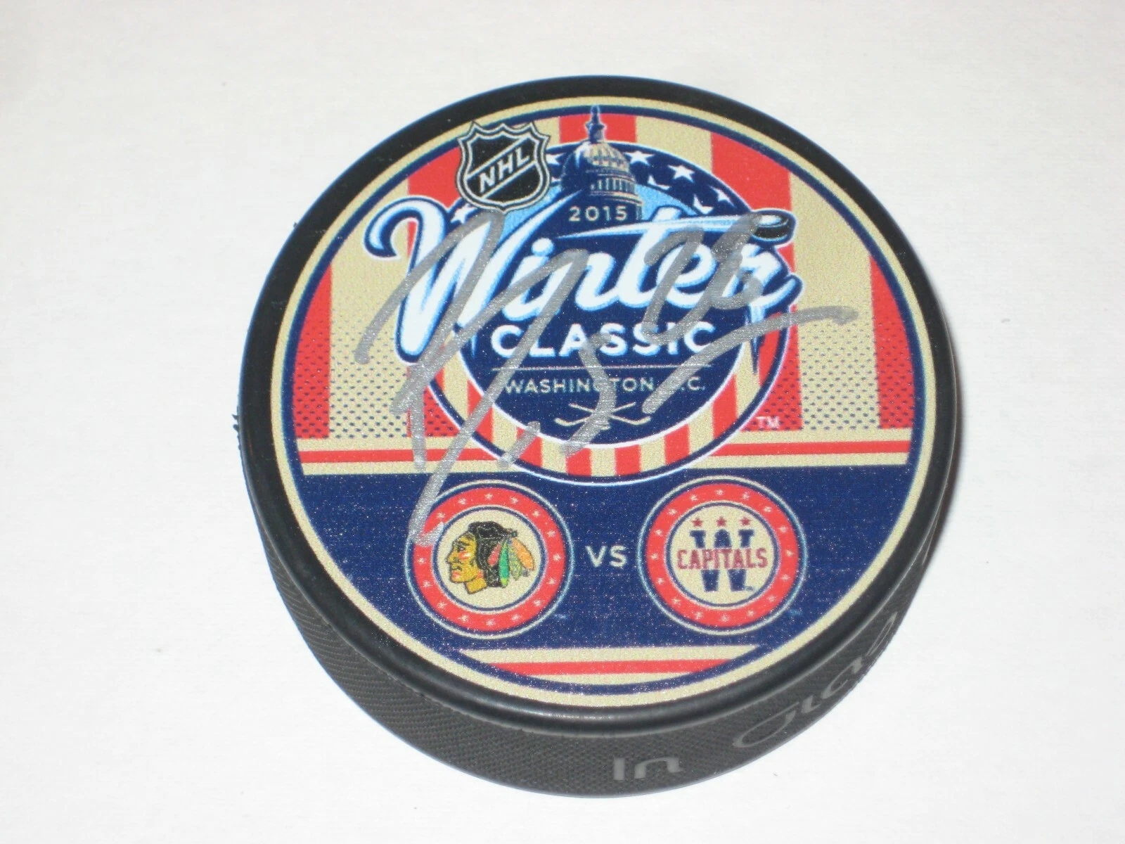 BEN SMITH Signed 2015 WINTER CLASSIC Puck w/ COA