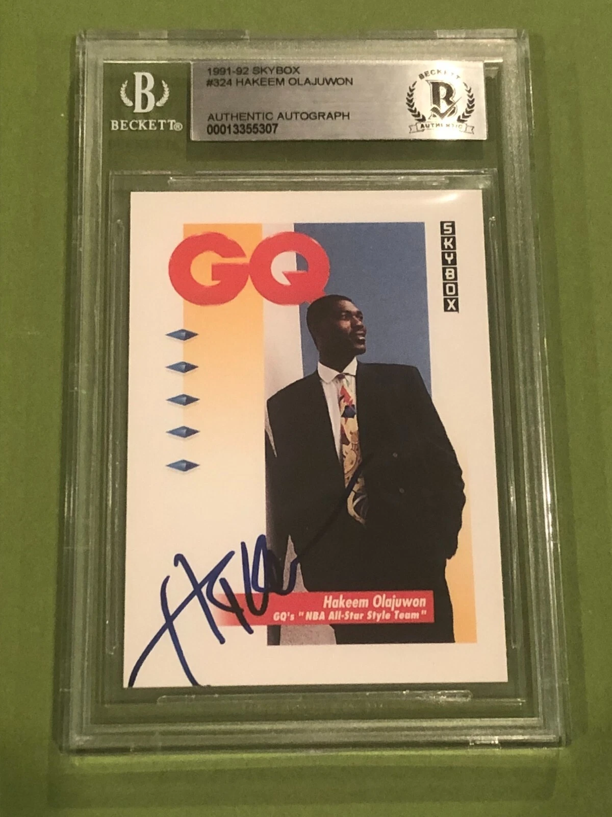 HAKEEM OLAJUWON Signed 1991-92 SKYBOX Card #324 Beckett Authenticated BAS GQ