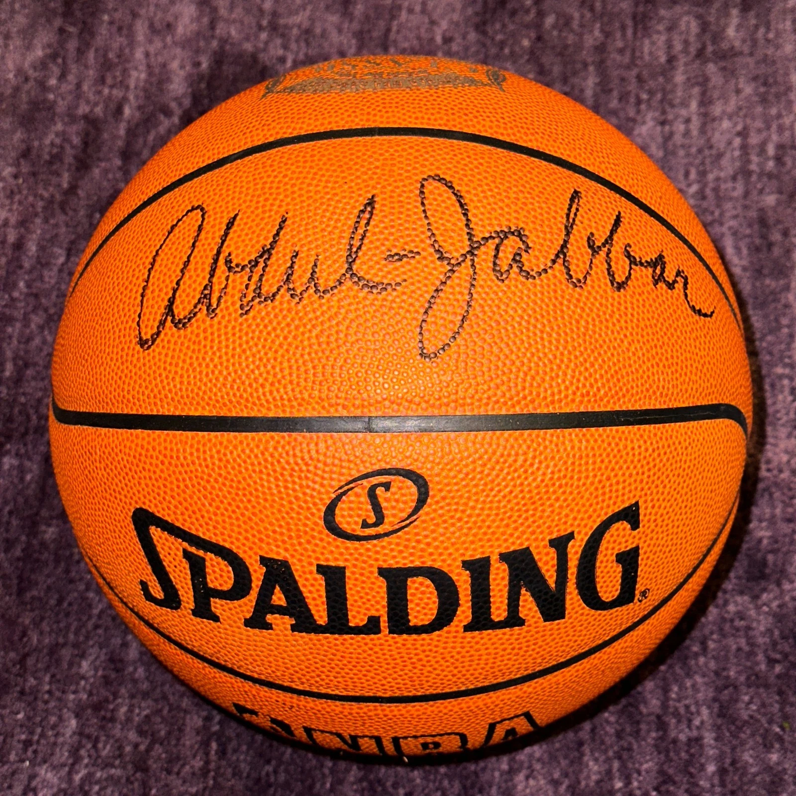 KAREEM ABDUL-JABBAR Signed Spalding GAME BASKETBALL (Stern) Beckett Auth. (BAS)