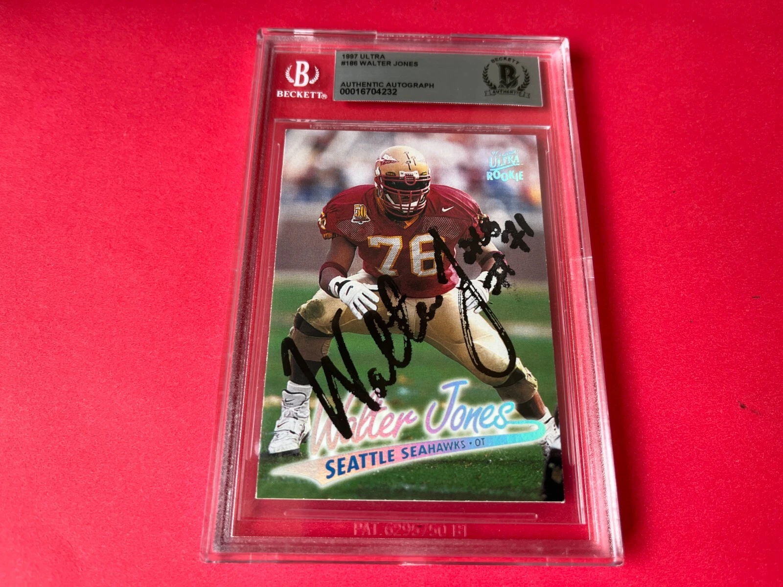 Walter Jones Seahawks 1997 Ultra Rookie Card Signed Auto Beckett BAS Slabbed