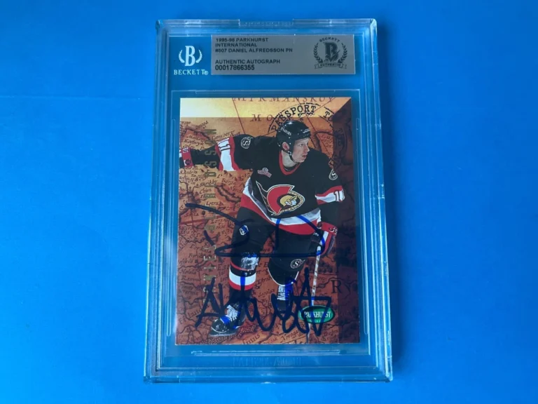 Daniel Alfredsson 1995-96 Parkhurst Int. Hockey Signed Auto Beckett SLABBED BAS
