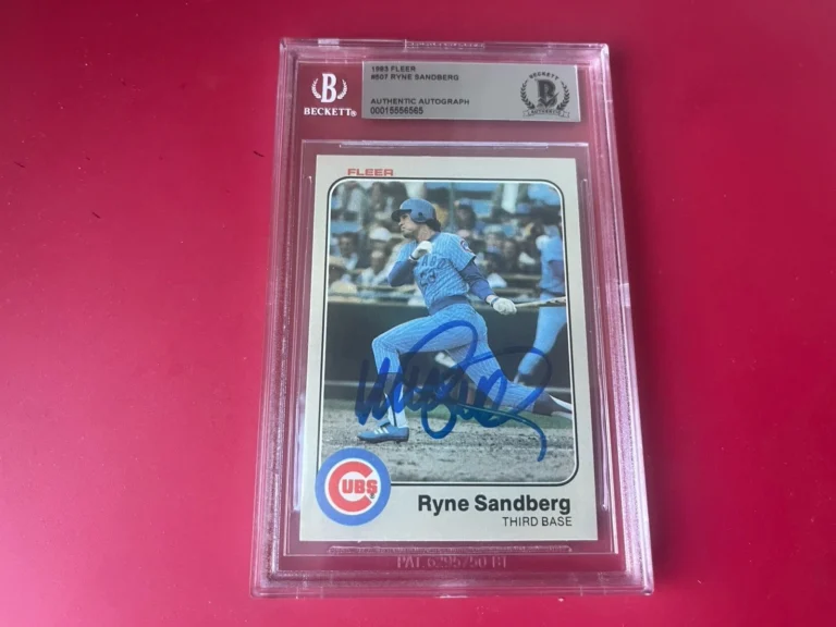 Ryne Sandberg Cubs 1983 Fleer Rookie Card Signed Auto Beckett BAS Slabbed