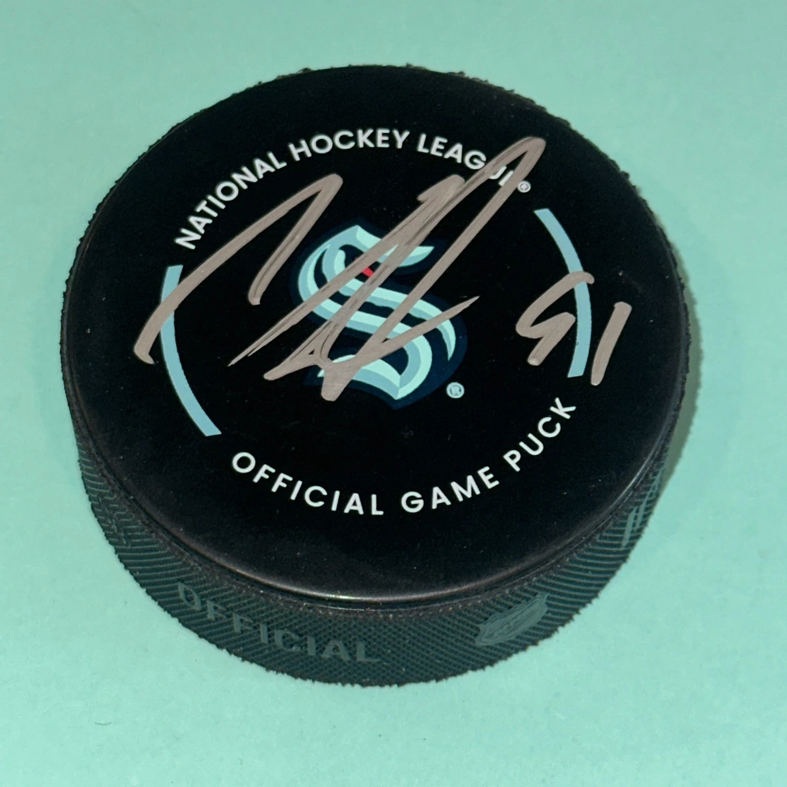 SHANE WRIGHT Signed Seattle KRAKEN Official GAME Puck Beckett (BAS)