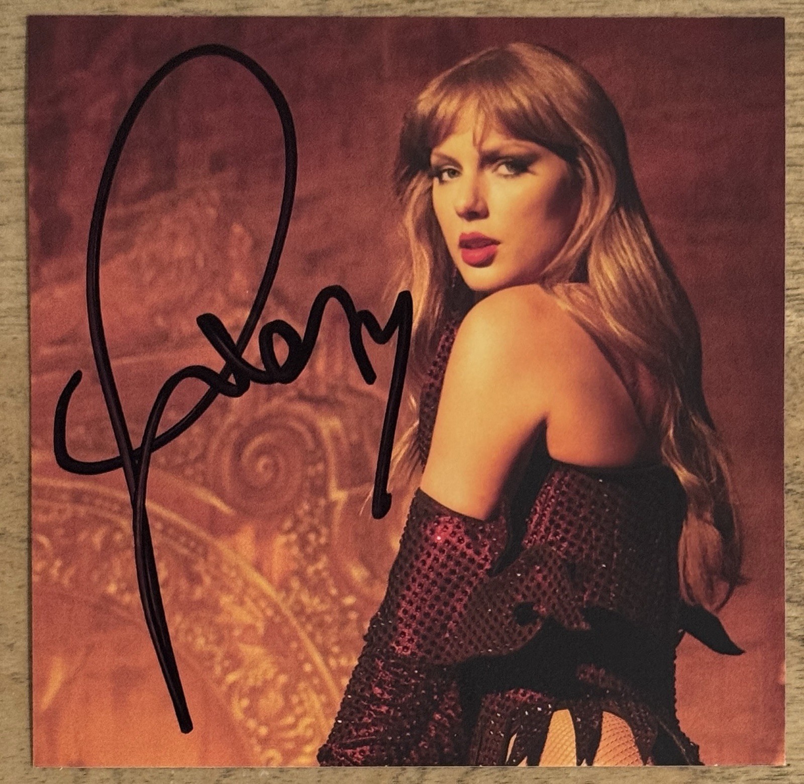 Taylor Swift The Life Of A Showgirl SIGNED RARE LONG SIGNATURE Art Card & CD #3