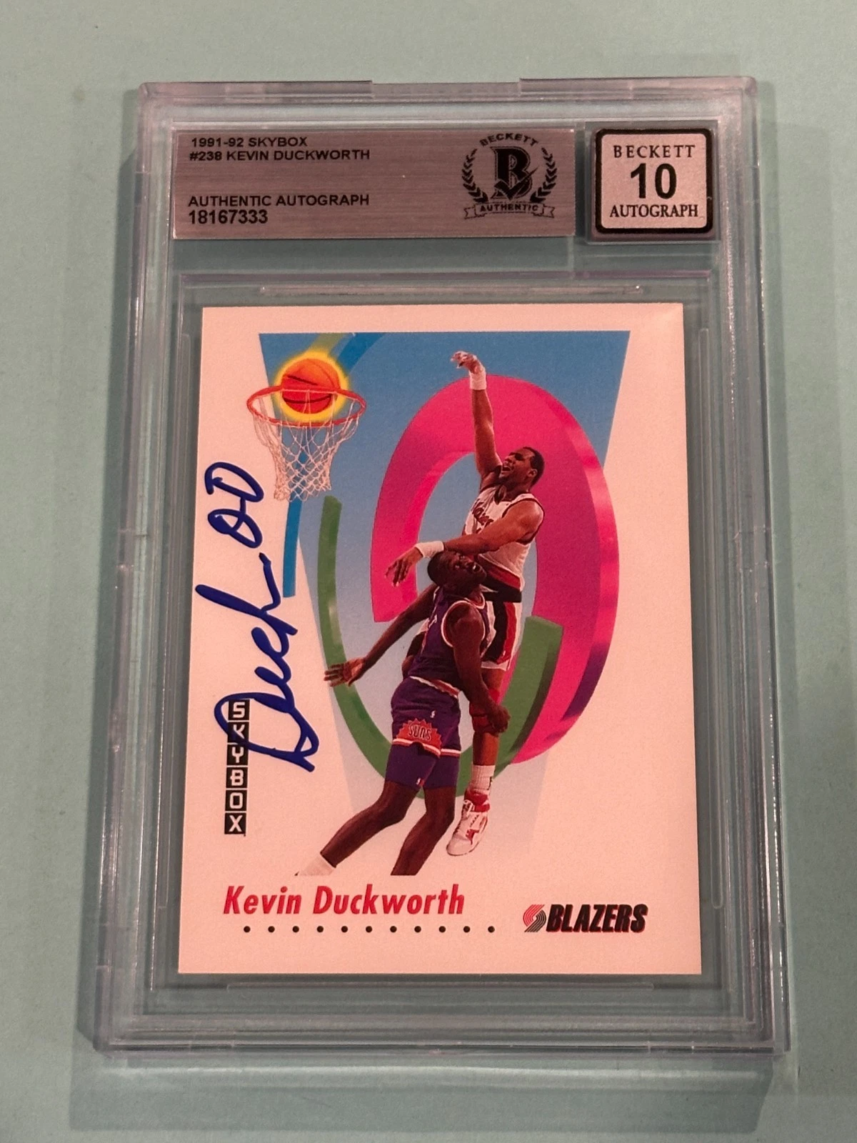 KEVIN DUCKWORTH Signed 1991-92 SKYBOX Card #238 Beckett (BAS) AUTO 10