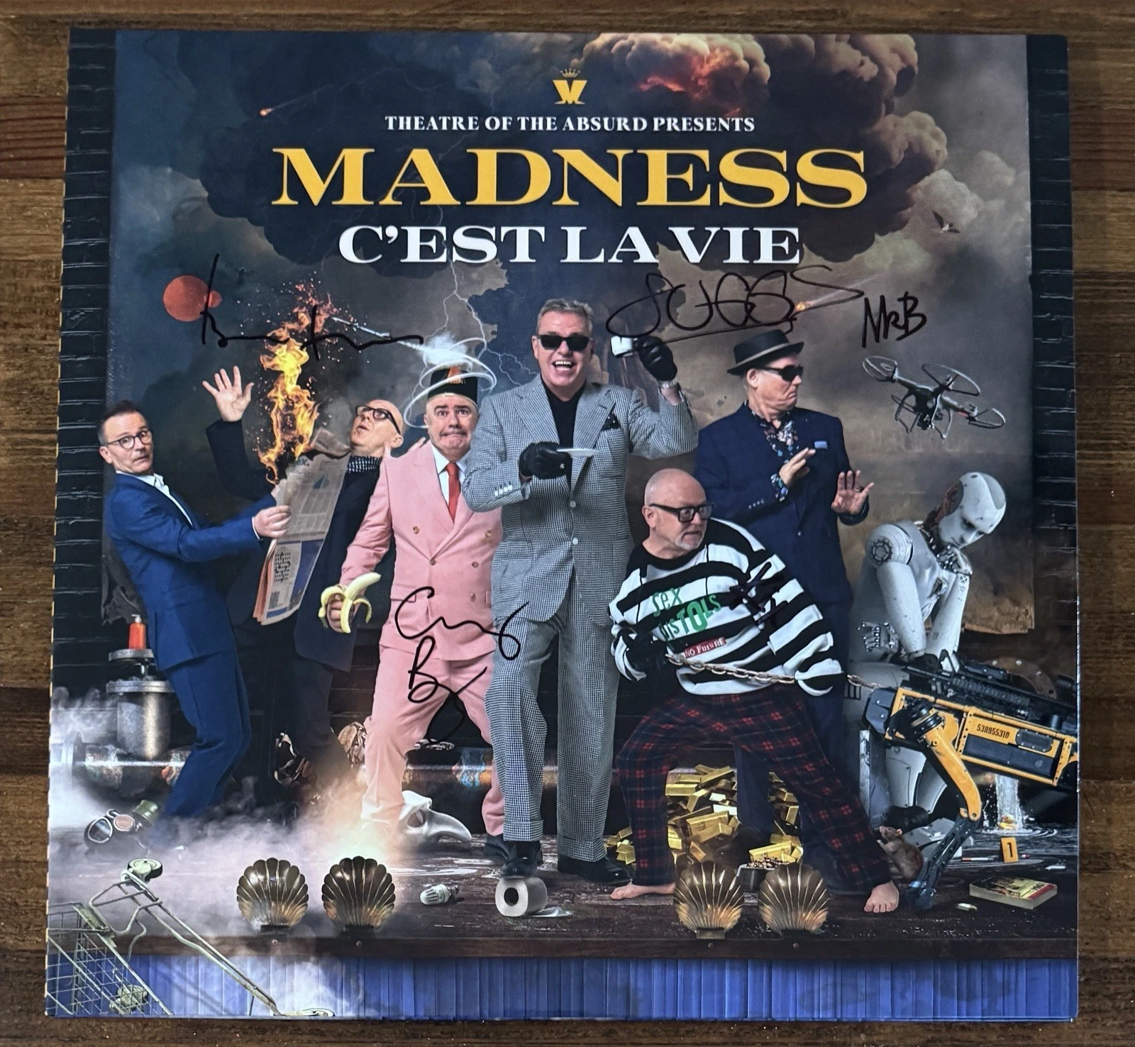Madness C’EST LA VIE Clear Vinyl 2LP Album 5x SIGNED Autograph Beckett BAS COA