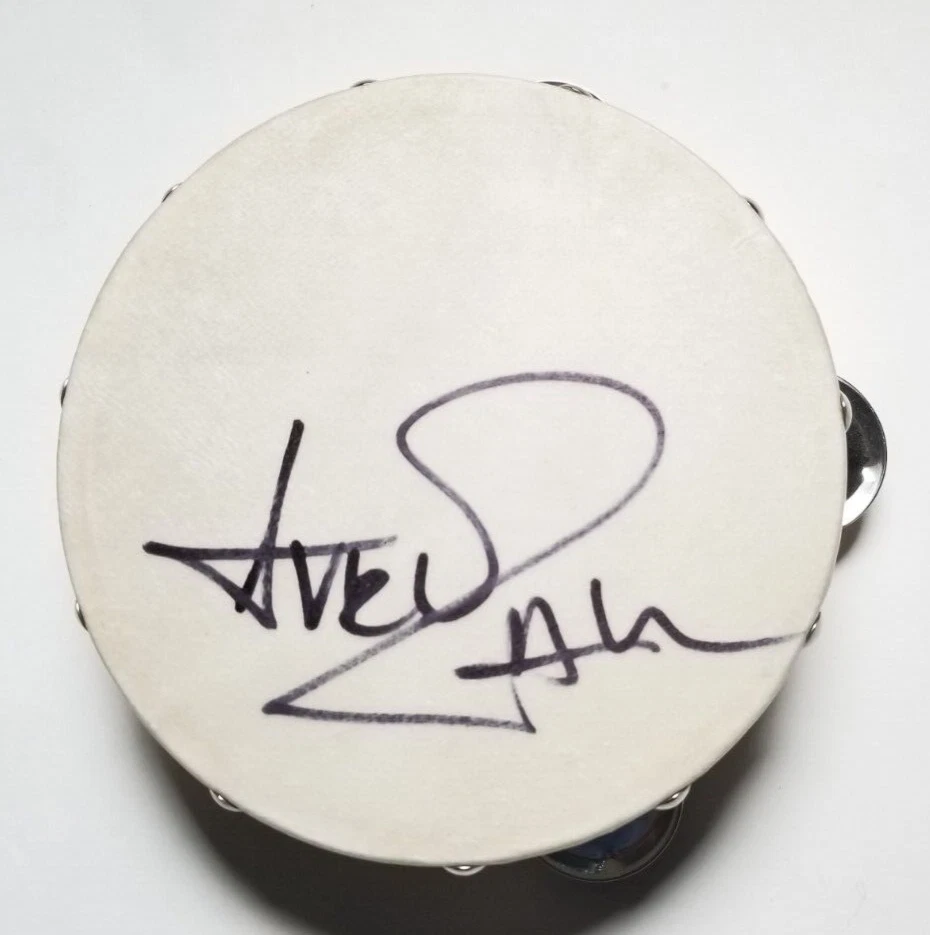 AVRIL LAVIGNE REAL HAND SIGNED 6″ TAMBOURINE JSA COA AUTOGRAPHED COLLECTIBLE MEMORABILIA