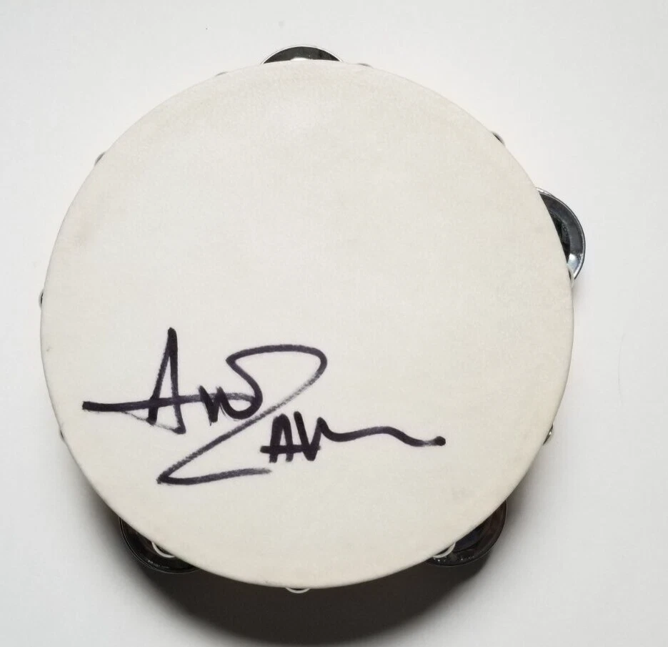 AVRIL LAVIGNE REAL HAND SIGNED 6″ TAMBOURINE #2 JSA COA AUTOGRAPHED COLLECTIBLE MEMORABILIA
