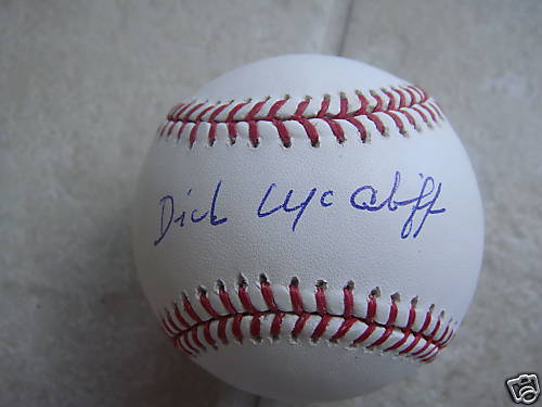 RED SOX DAMON,WELLS VARITEK ETC OFFICIAL SIGNED ML BALL