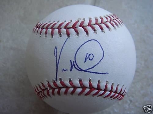 VERNON WELLS NEW YORK YANKEES  OFFICIAL SIGNED ML BALL