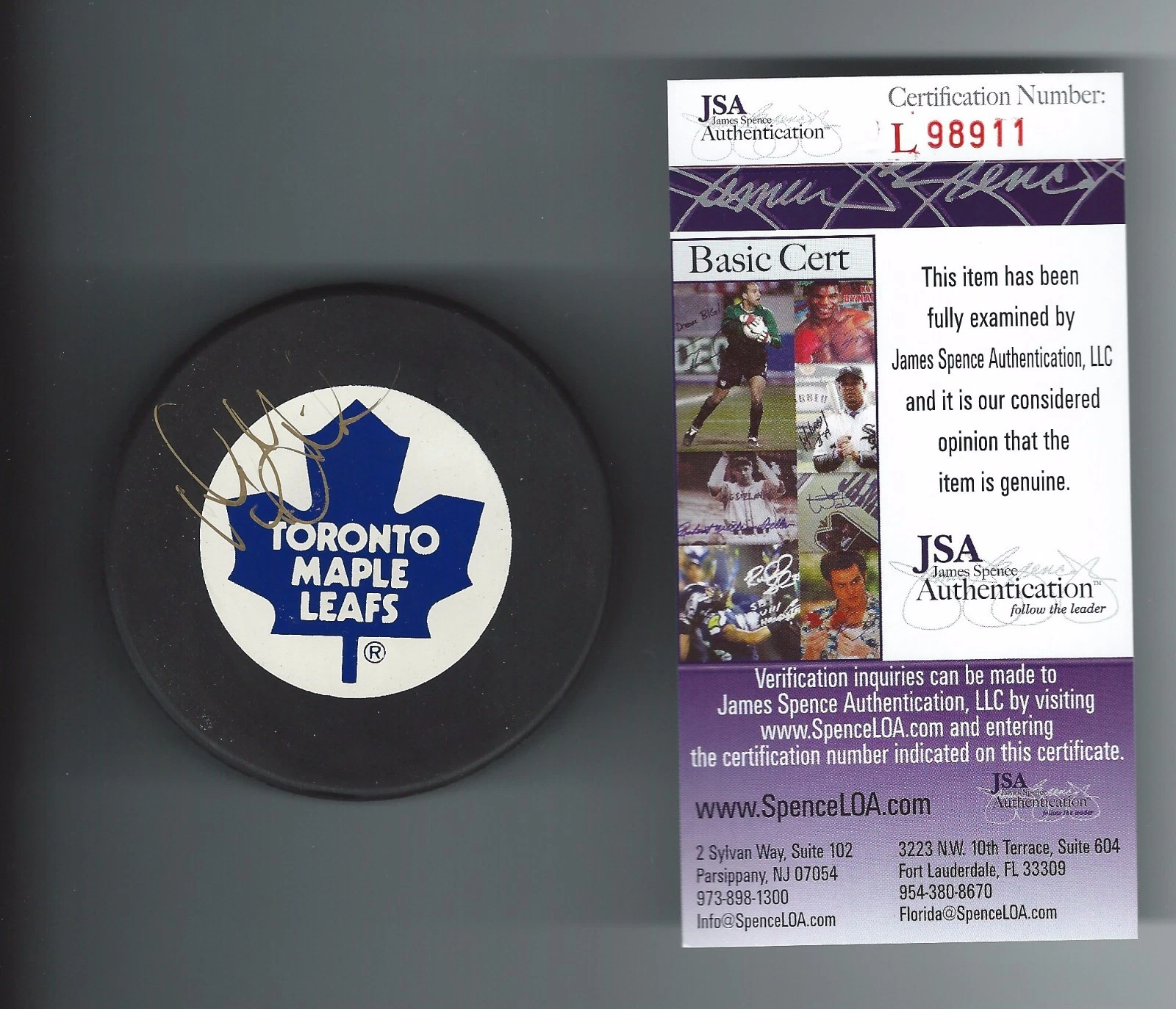DOUG GILMOUR SIGNED TORONTO MAPLE LEAFS TRENCH PUCK JSA AUTHENTICATED