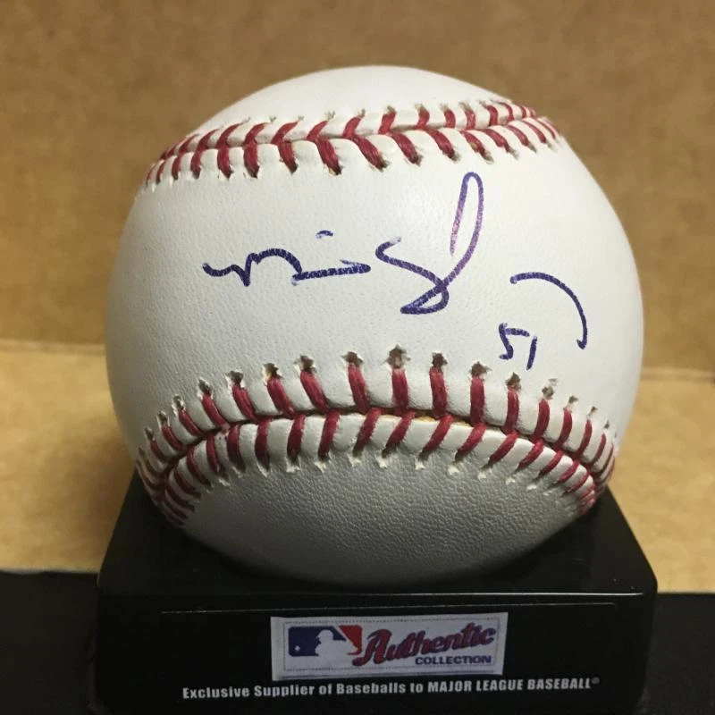 MIKE GONZALEZ PIRATES/BRAVES M.L. SIGNED BASEBALL W/COA