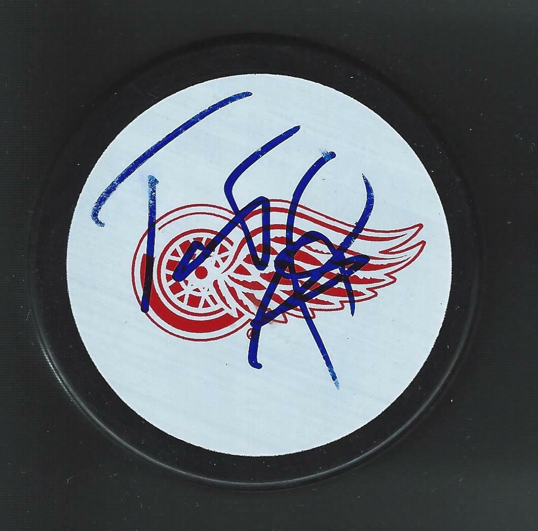 Tomas Kopecky Signed Detroit Red Wings White Puck