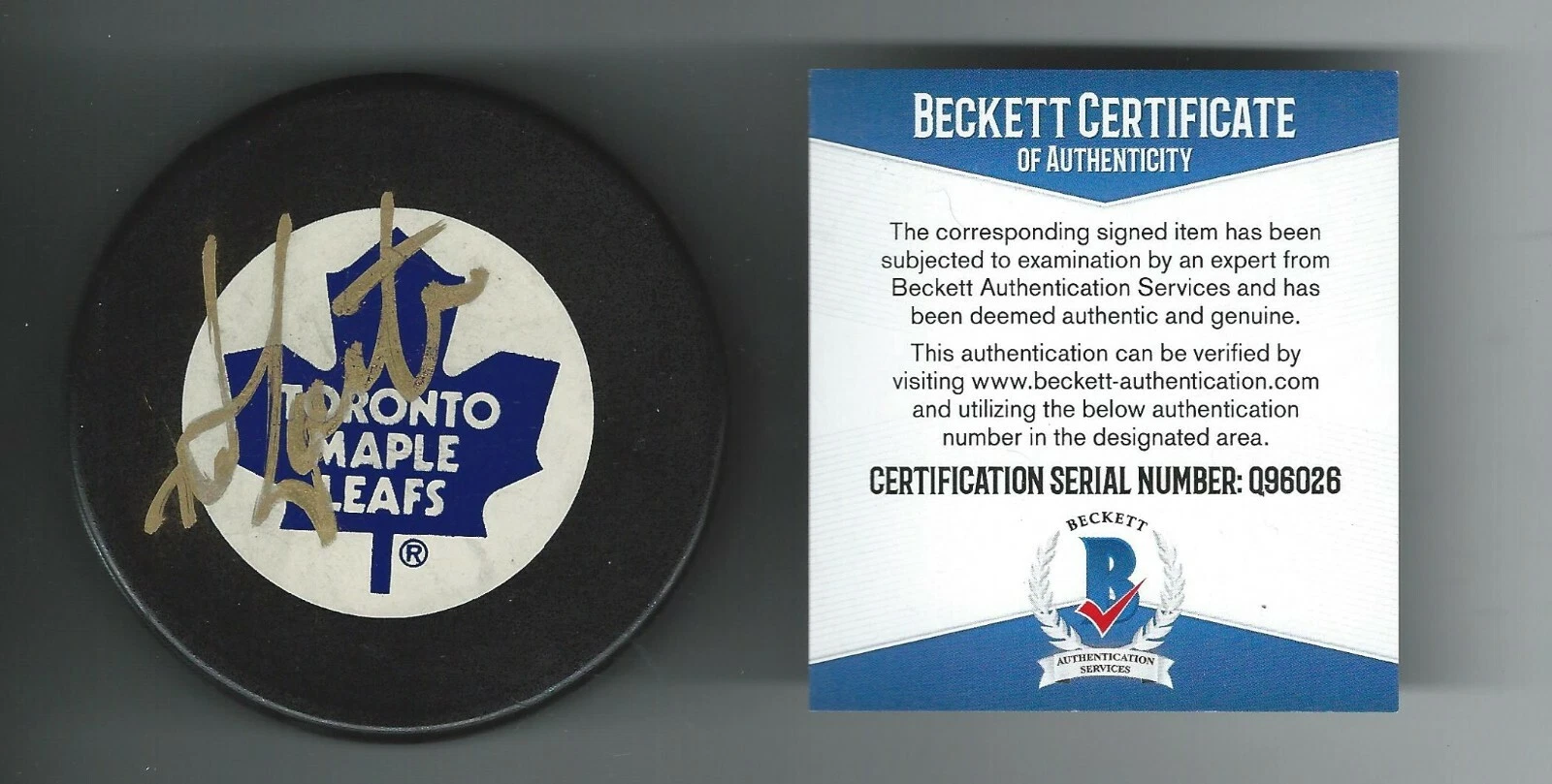Mike Gartner Signed Toronto Maple Leafs Trench Puck Beckett COA