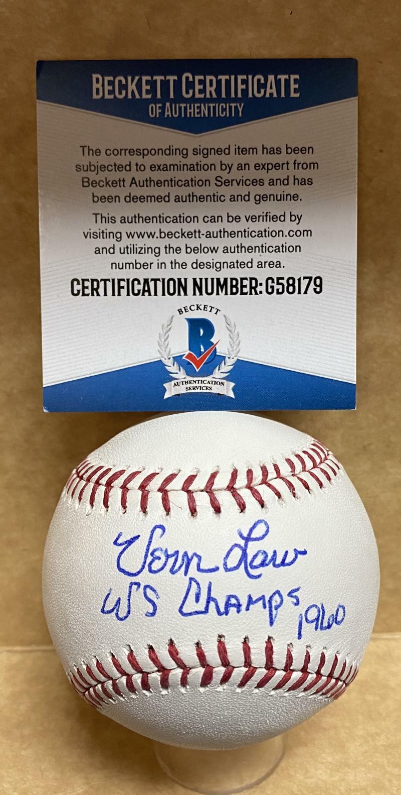 VERN LAW WS CHAMPS PIRATES SIGNED AUTOGRAPHED M.L. BASEBALL BECKETT G58179