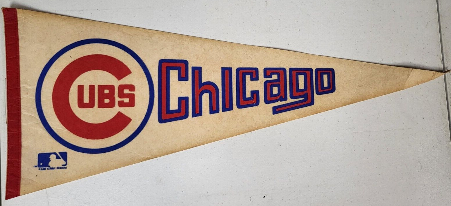 VINTAGE 70’S 80’S CHICAGO CUBS BASEBALL PENNANT FLAG RARE COLLECTIBLE MEMORABILIA
